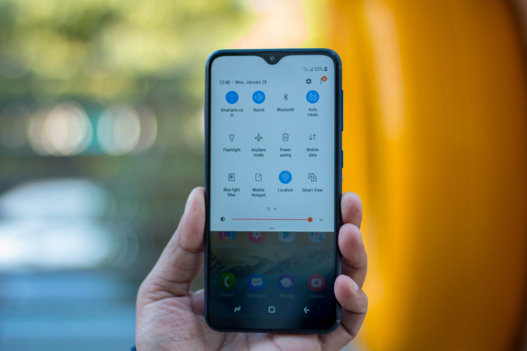 Samsung Galaxy M10: Familiarity in Innovation