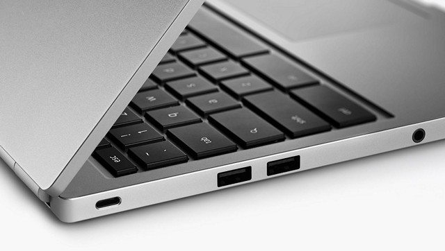 Surface Laptop vs Chromebook Pixel: A Concise Comparison